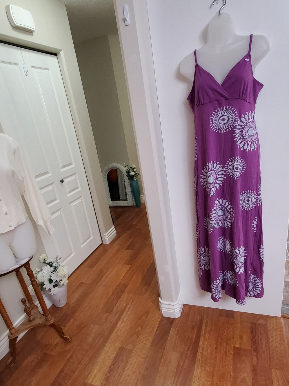 Roxy Purple Maxi Dress fits MEDIUM 34-36 Bust